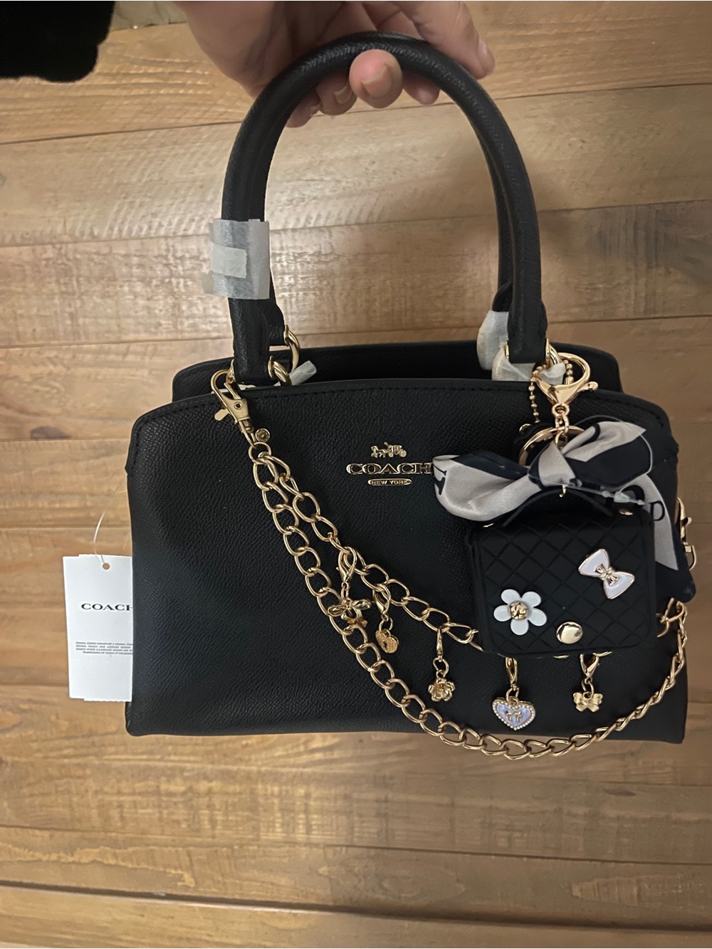 Beautiful 🤩 Mini Lillie COACH Black Leather bag